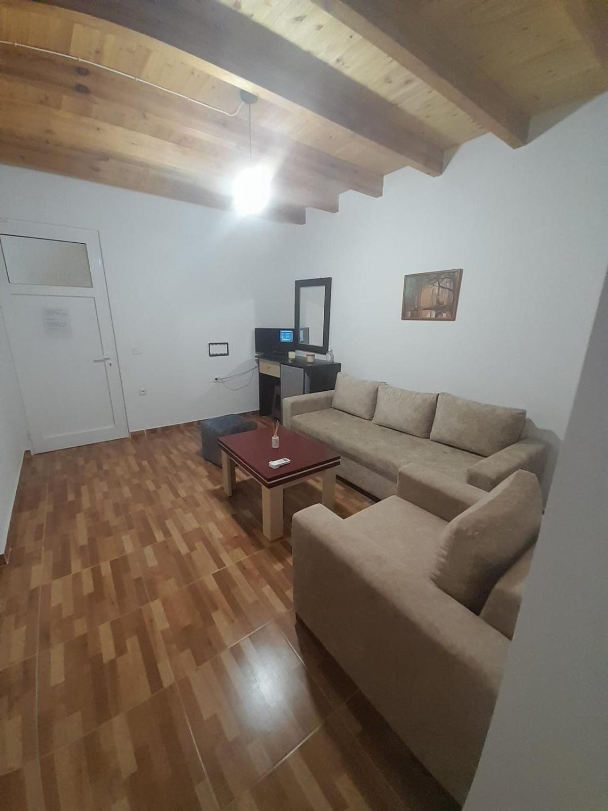 Sofia'S Rooms Himara Zewnętrze zdjęcie
