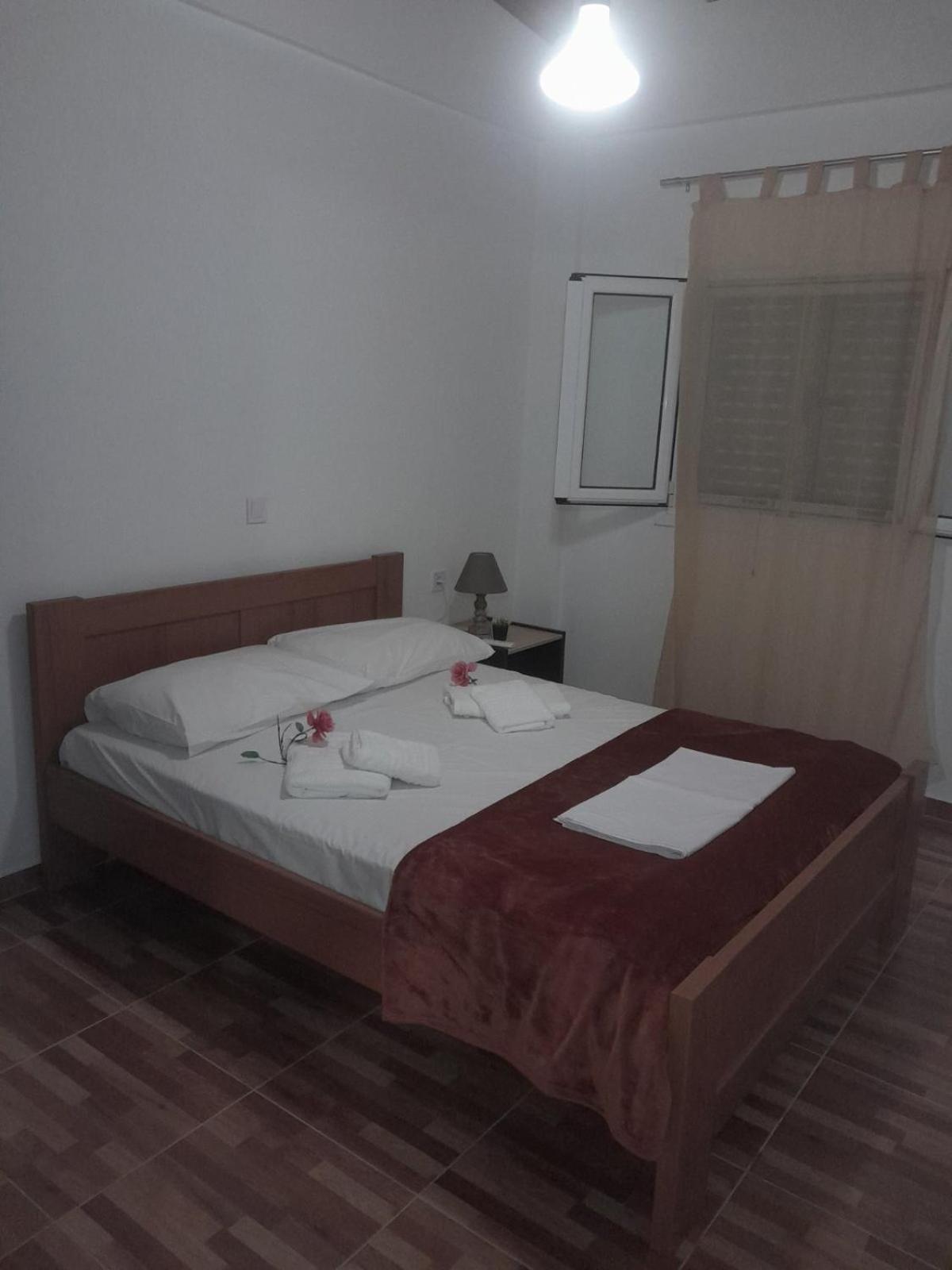 Sofia'S Rooms Himara Zewnętrze zdjęcie