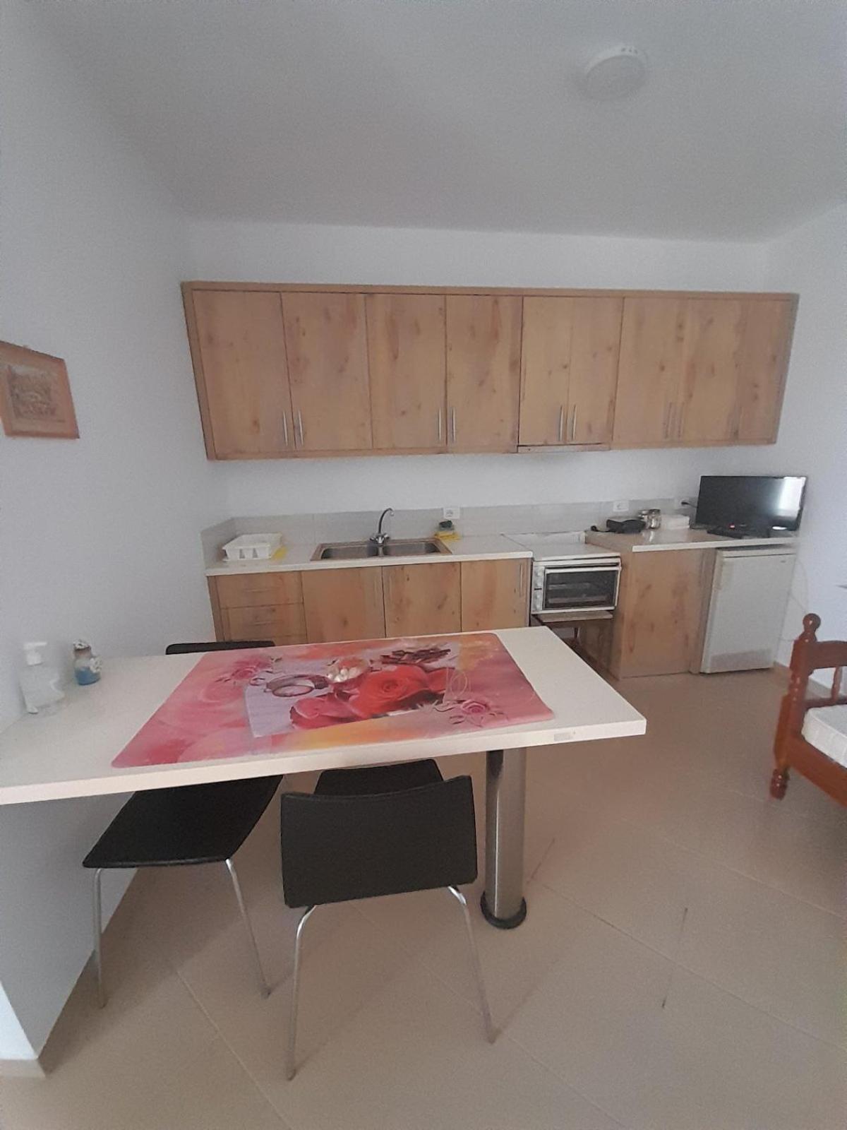 Sofia'S Rooms Himara Zewnętrze zdjęcie