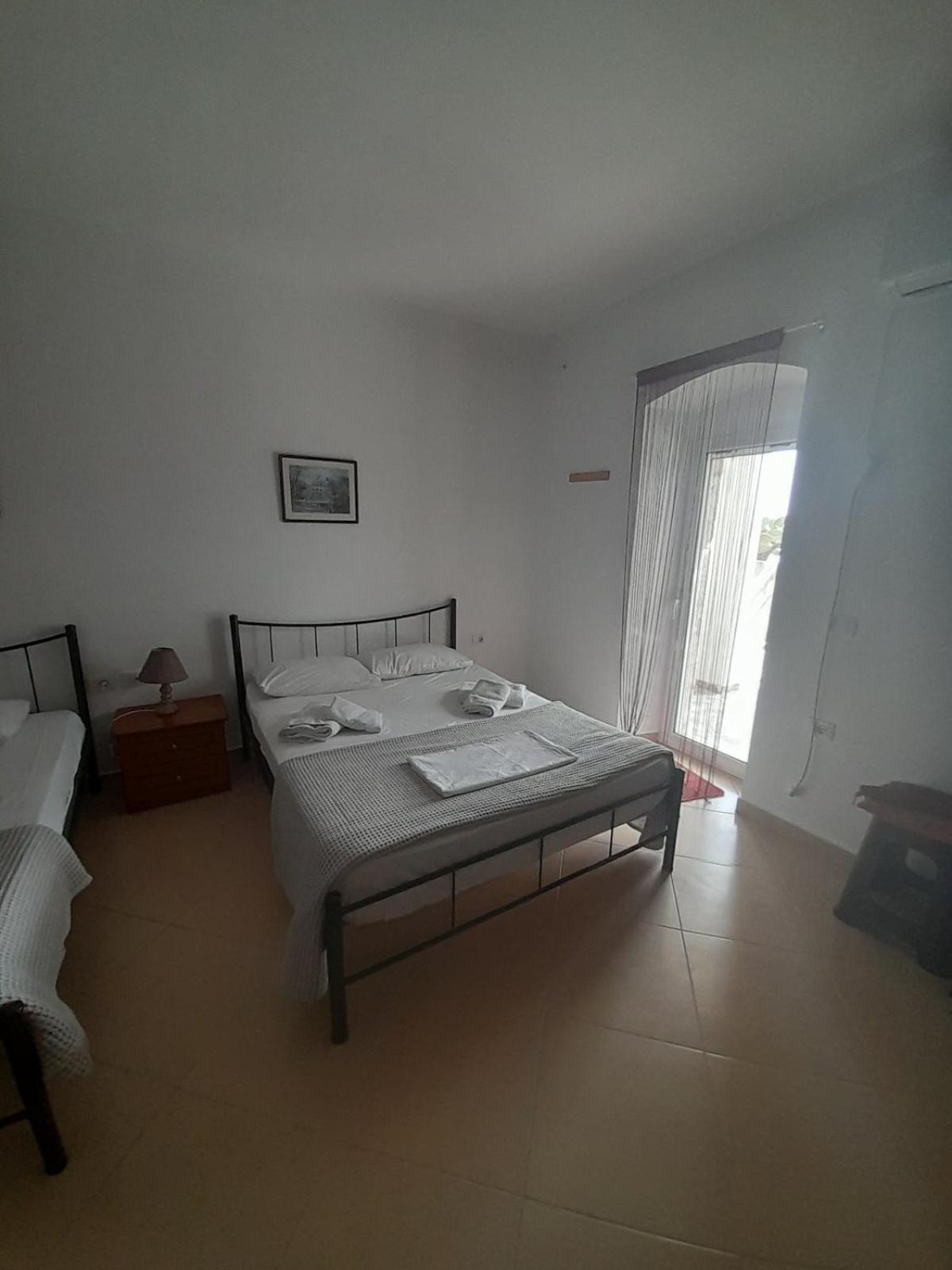 Sofia'S Rooms Himara Zewnętrze zdjęcie