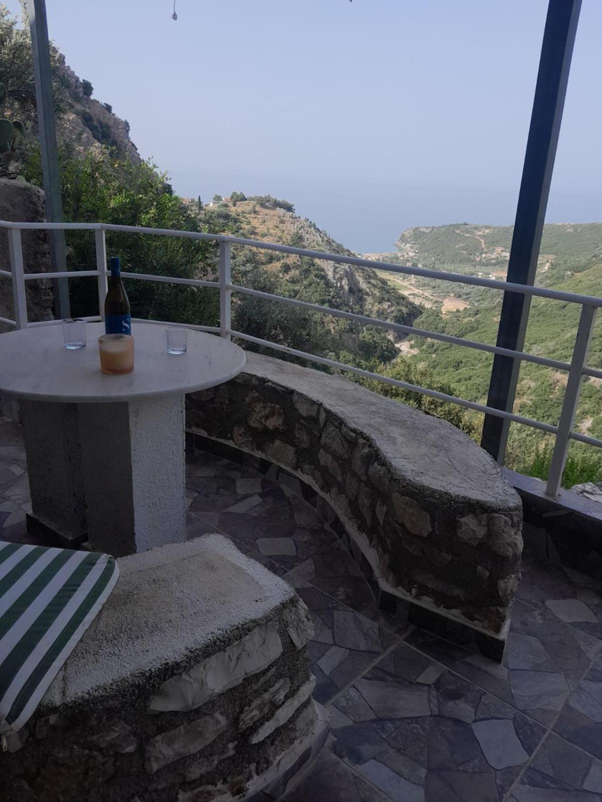 Sofia'S Rooms Himara Zewnętrze zdjęcie