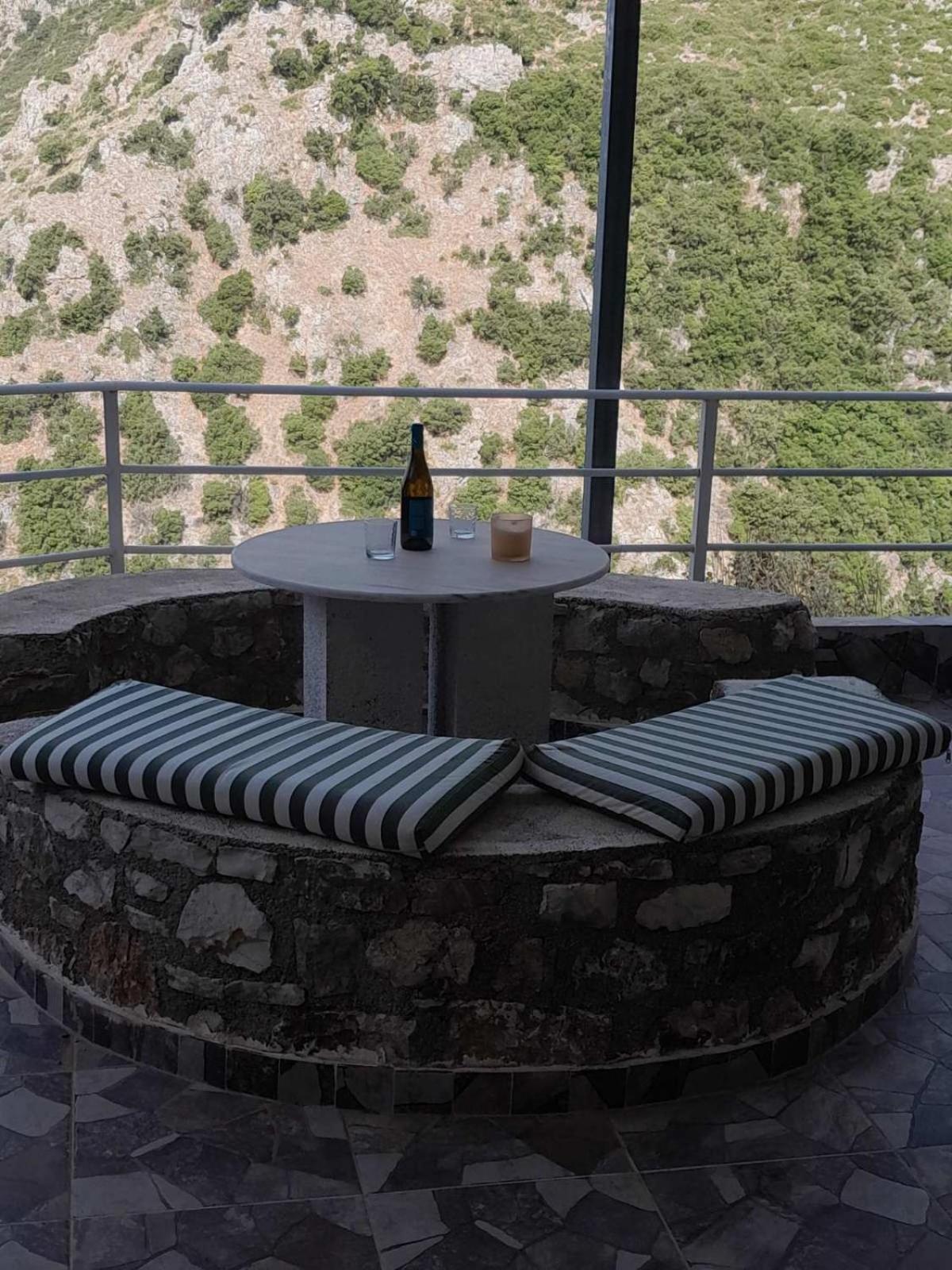 Sofia'S Rooms Himara Zewnętrze zdjęcie